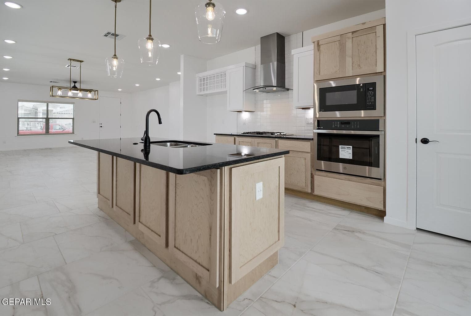 13828-Paseo-Gloria-Kitchen-3
