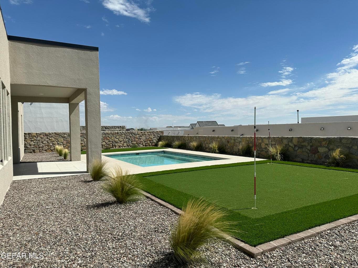 Backyard Spa Pool and Space