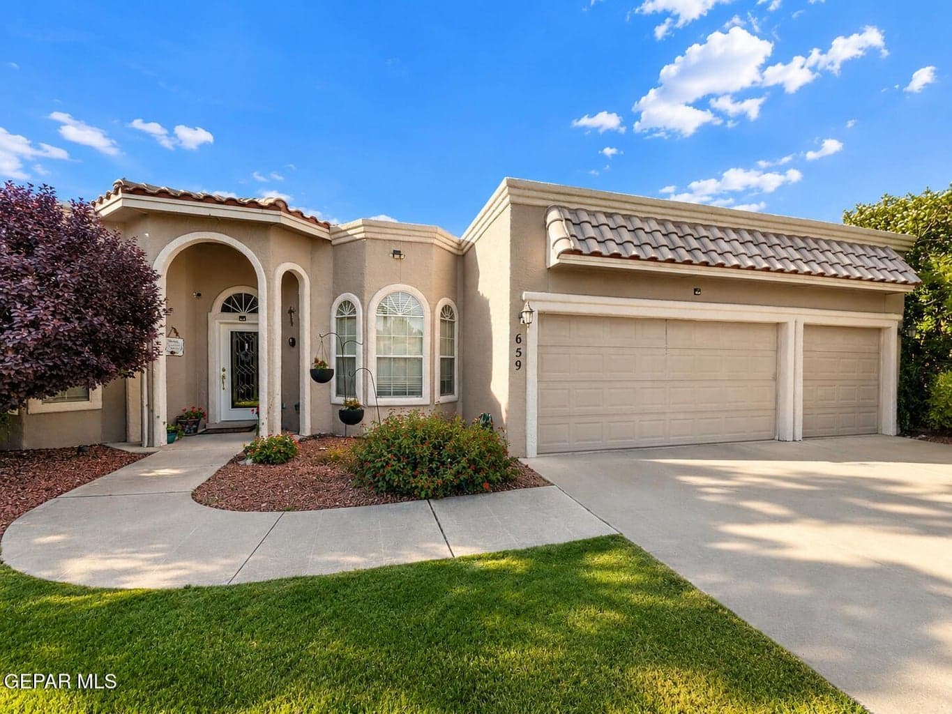 659 SARA LYNN Court