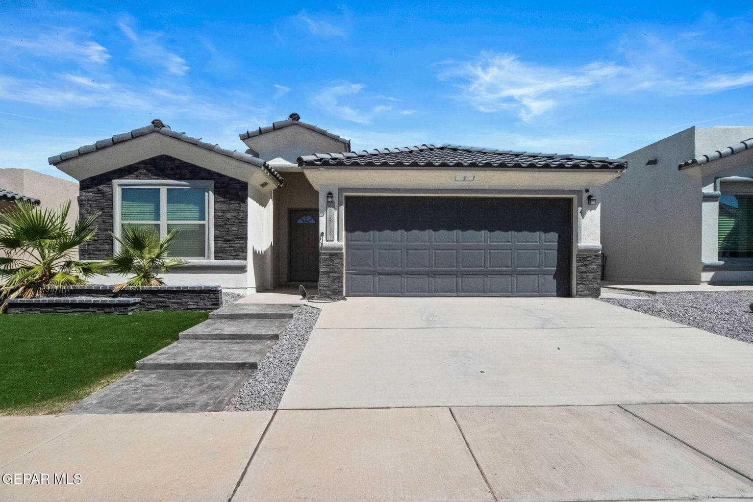 938 YELDON Place