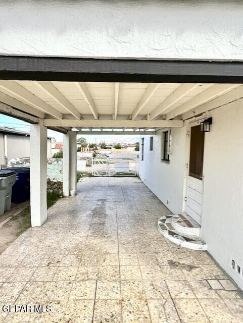 carport