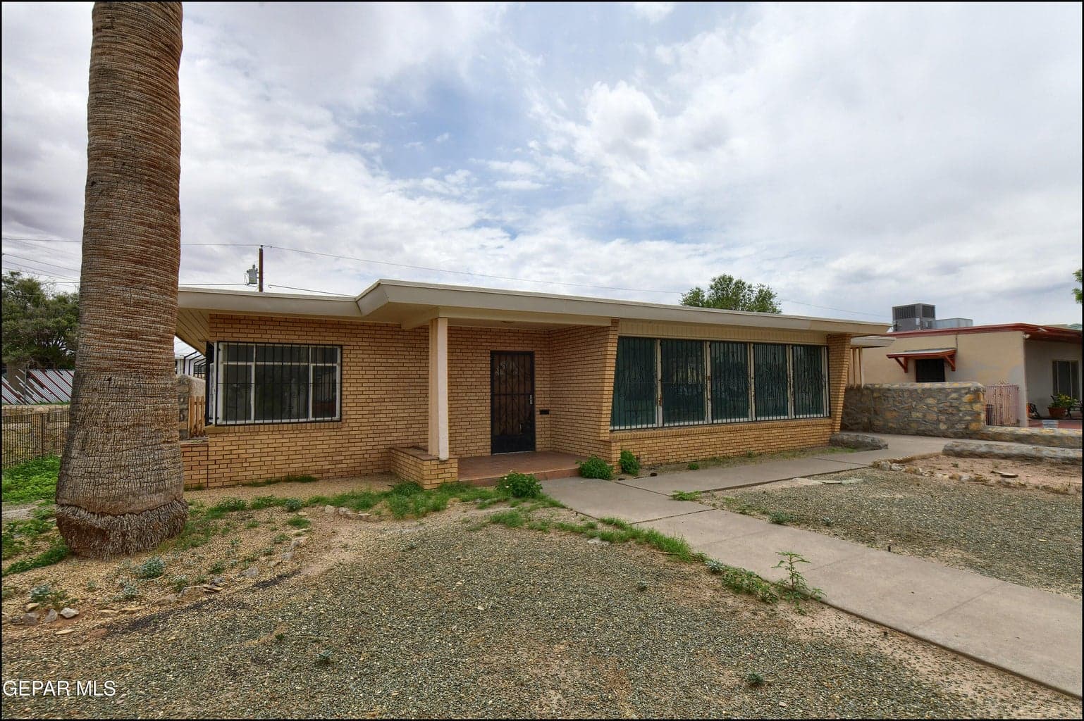 Hawley Circle 2420 (1)