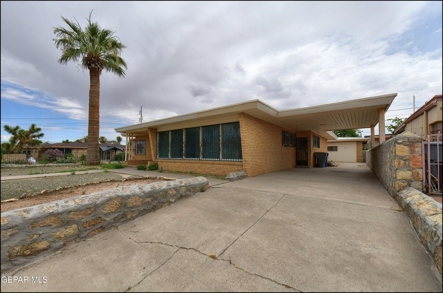 Hawley Circle 2420 (4)