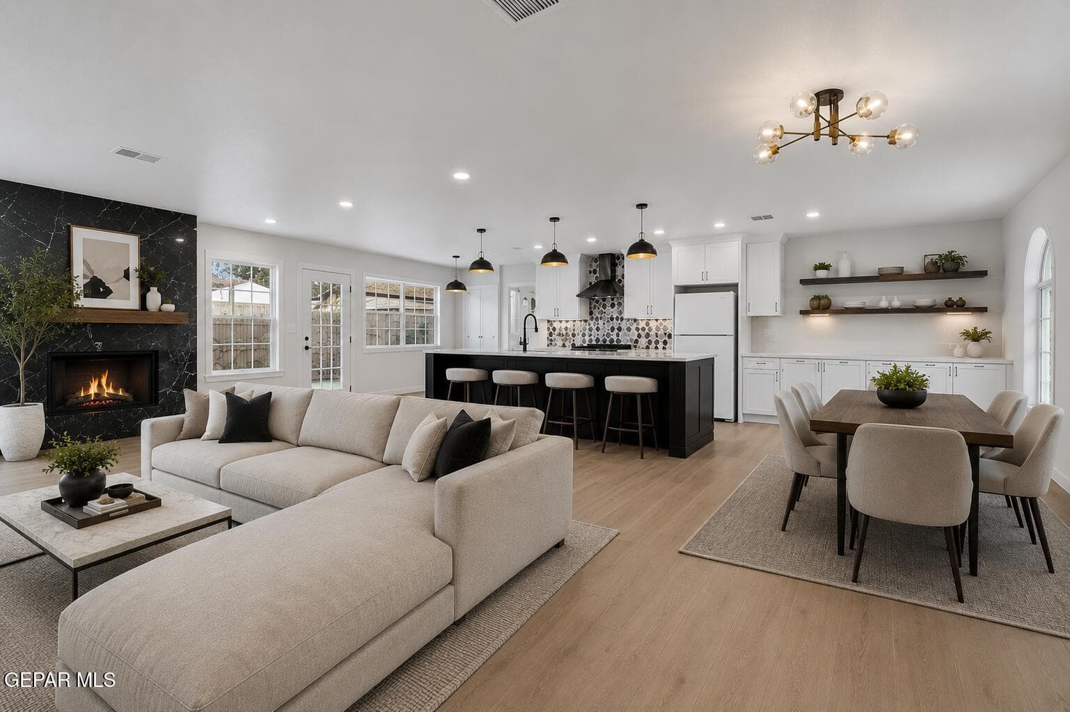 3-Main Living Area
