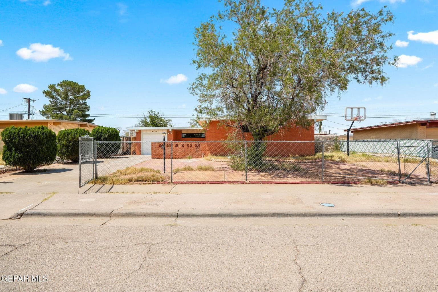 5107 Wally Dr-1