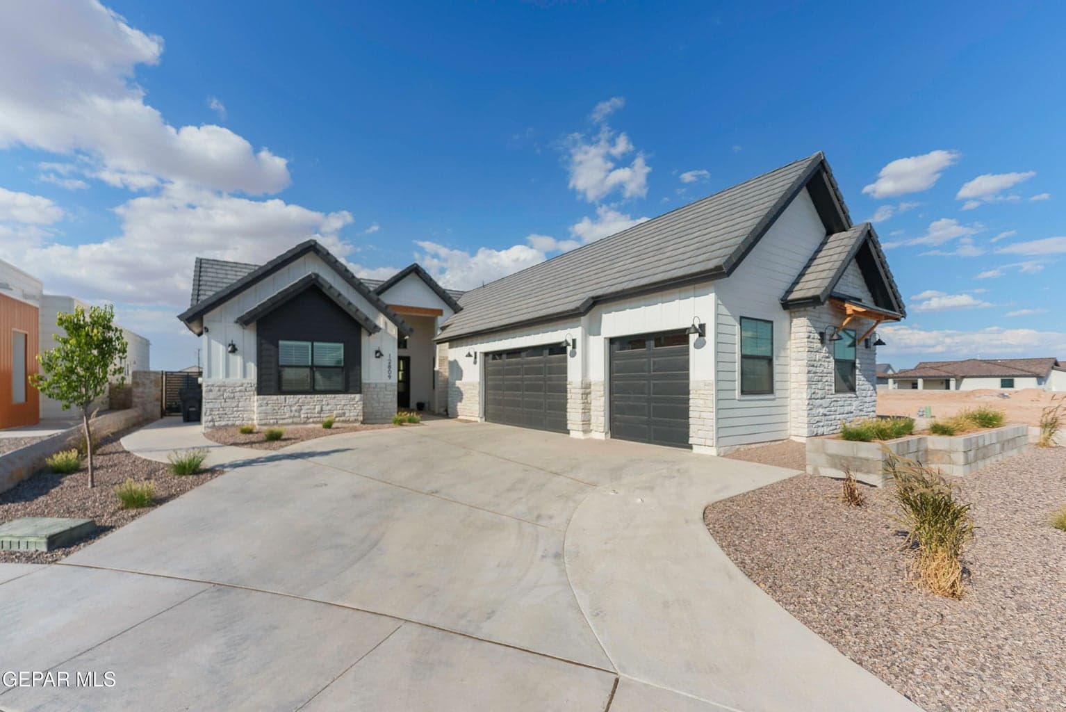 12809 Prestbury Exterior-2