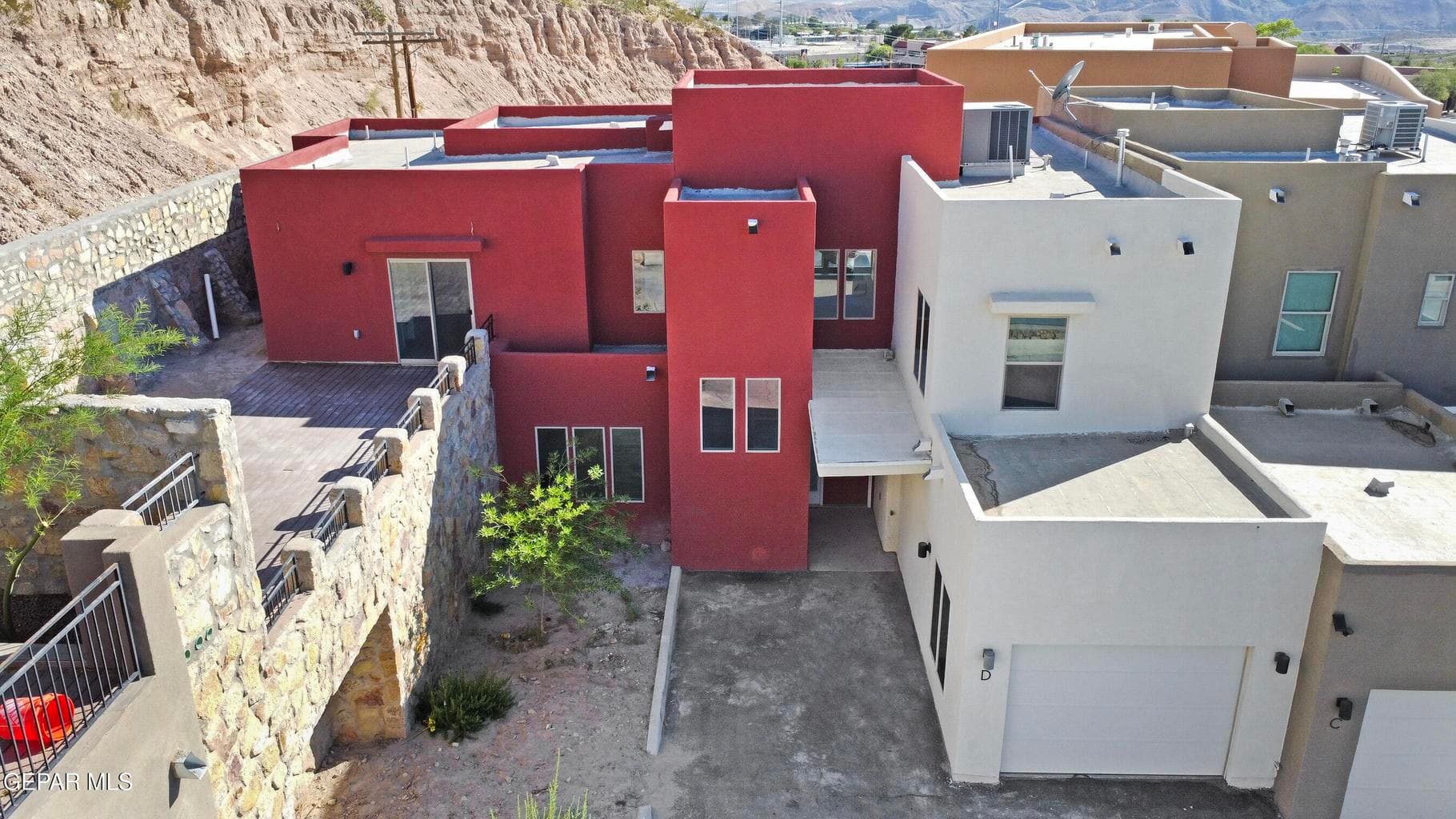 4000 Camelot Heights -4