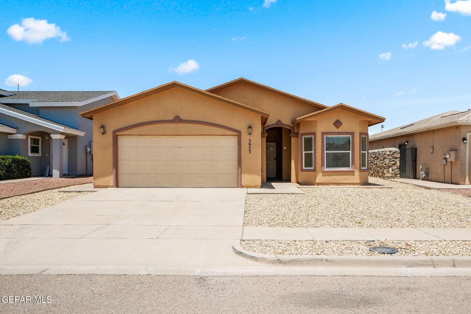 5953 Redstone Rim Dr-1