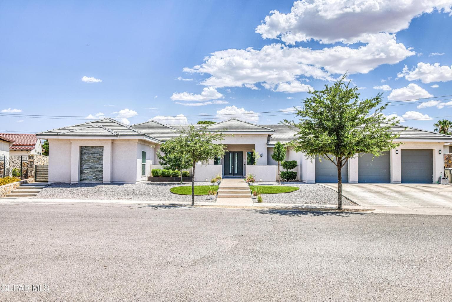 504 COTTON BLOSSOM Avenue