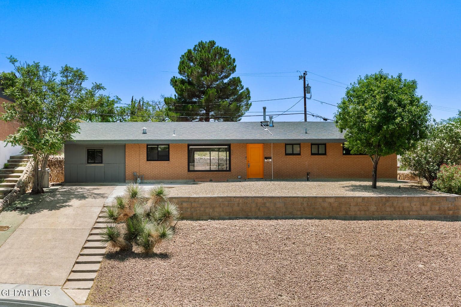 814 Galloway MLS-29