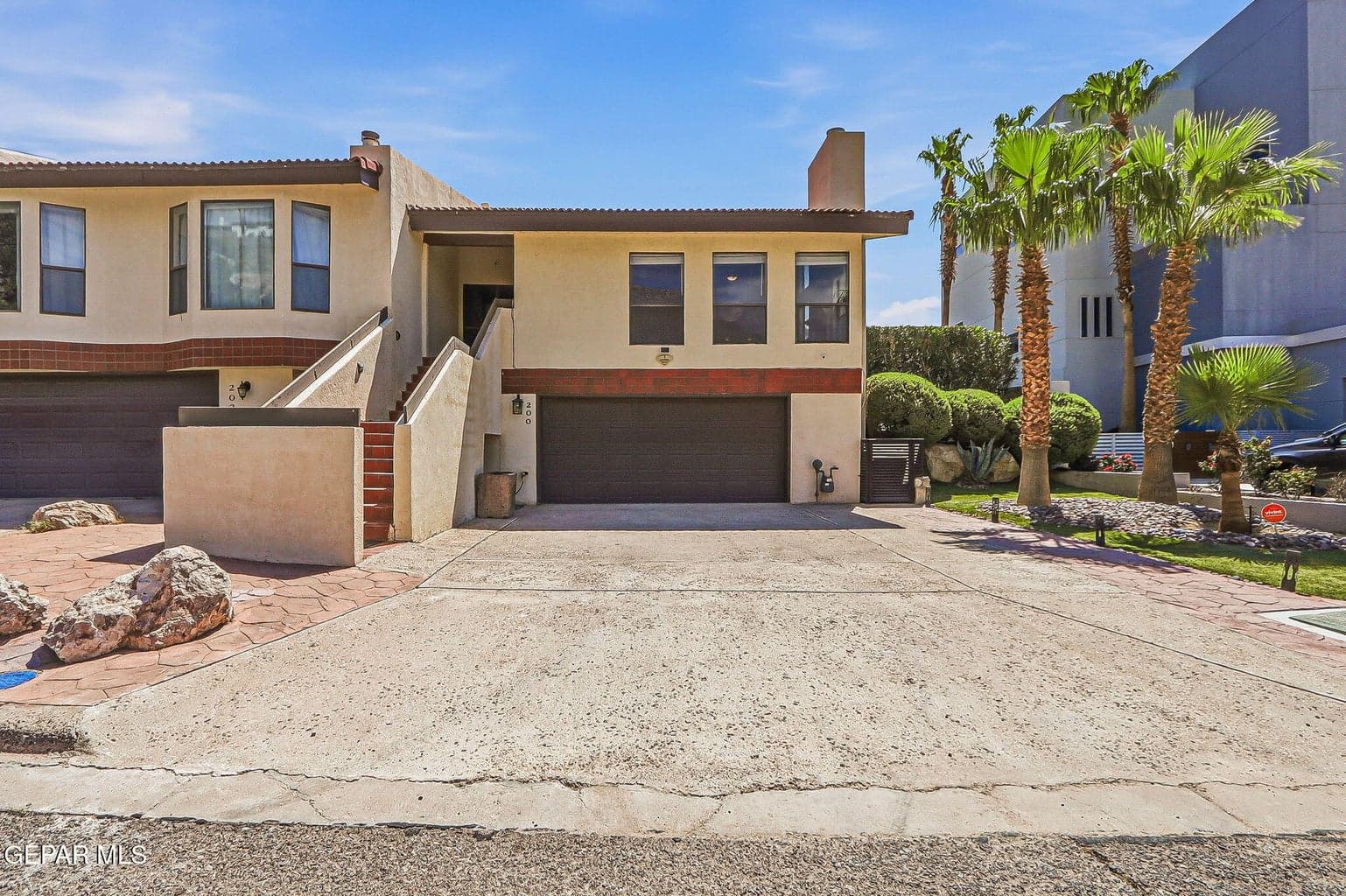 200 Canyon Terrace