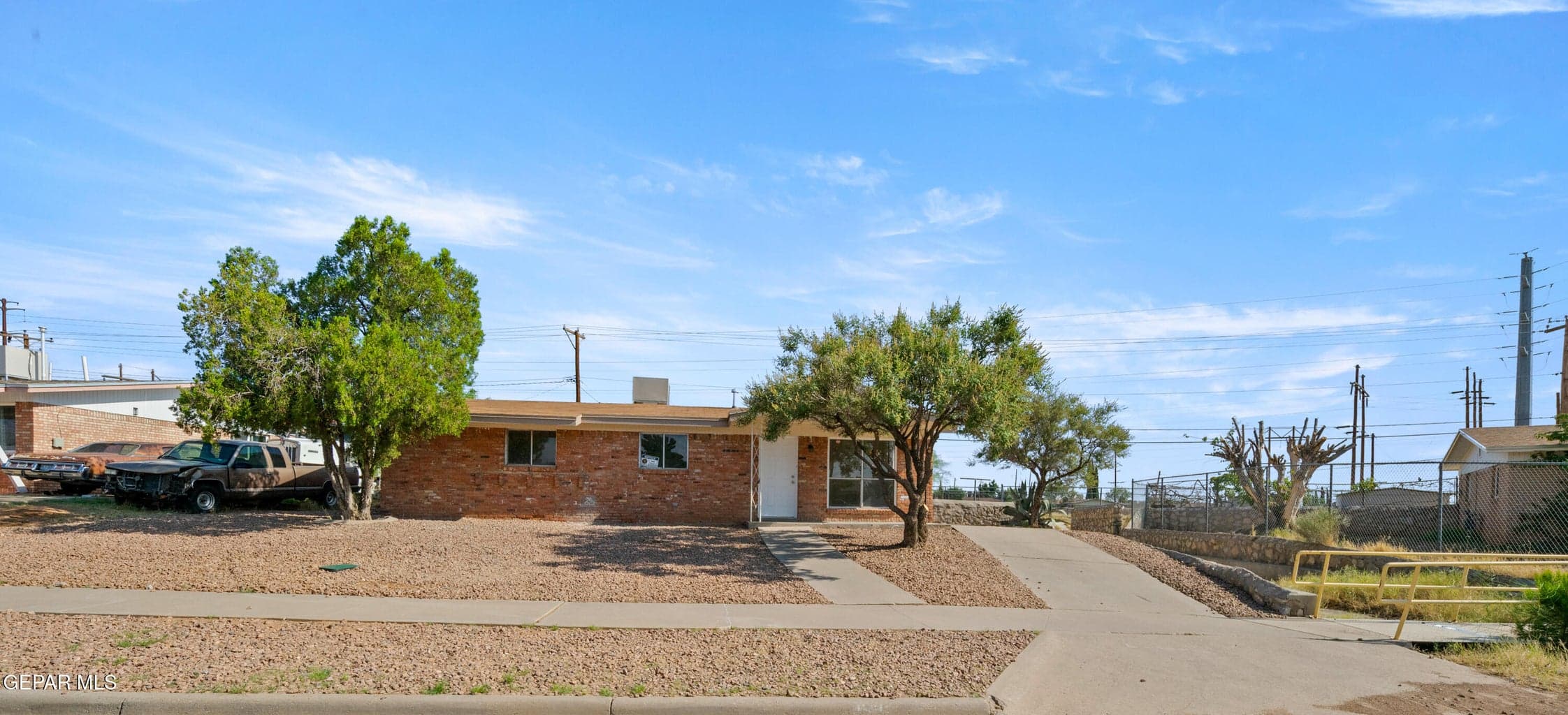 Photo of 5013 WINTHROP Drive