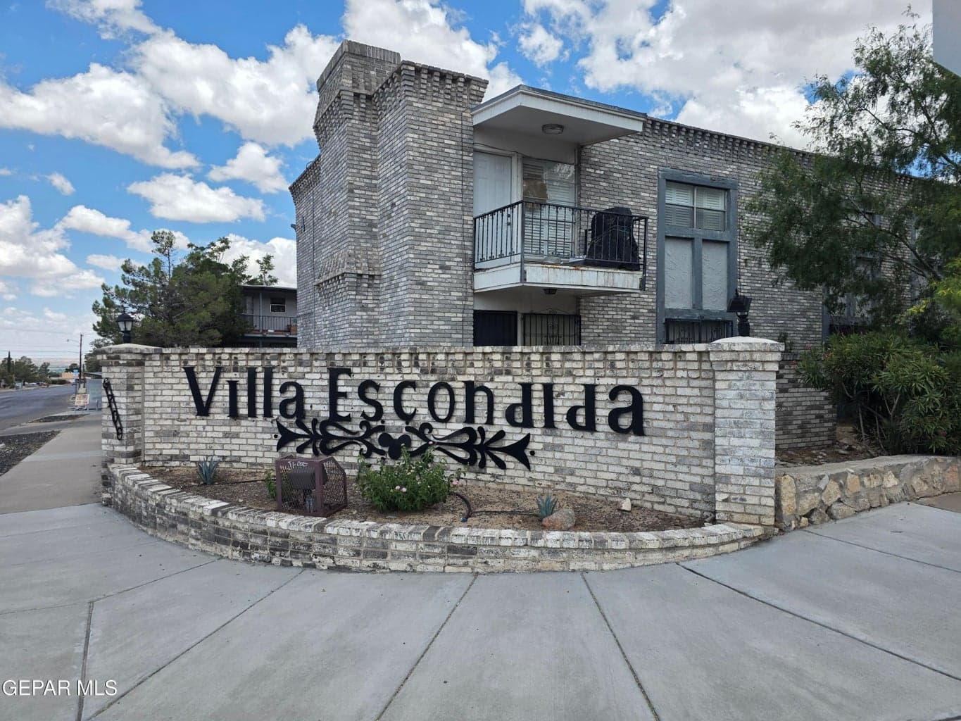 Photo of 6700 Escondido Drive E 9