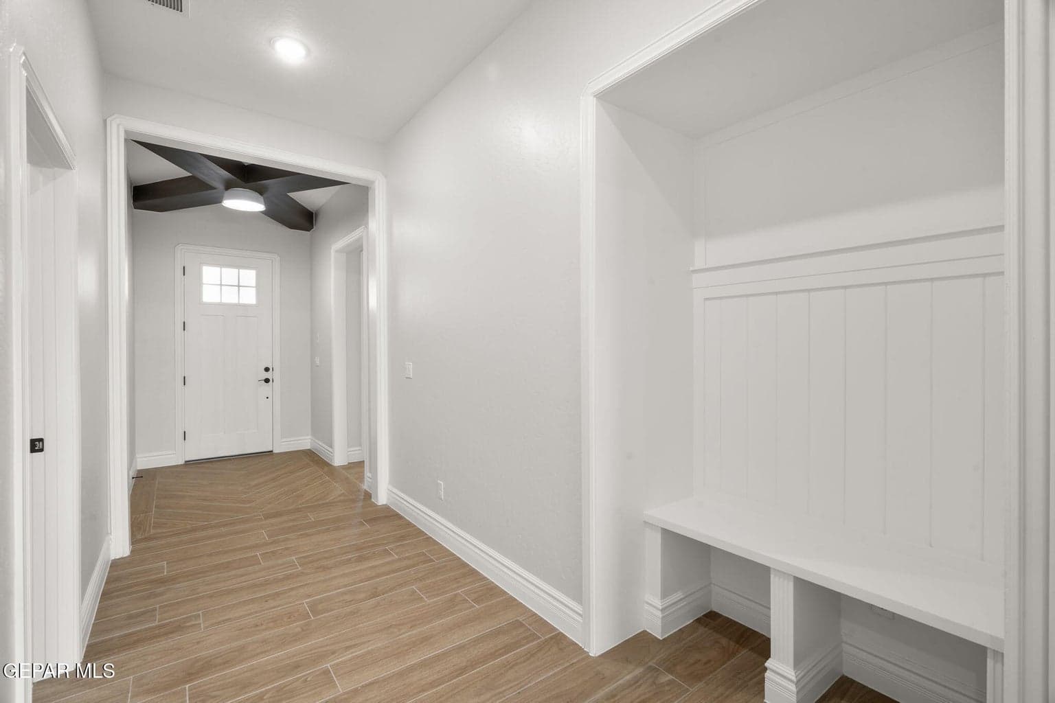 Photos are of a previously completed home and are only for illustration purposes.