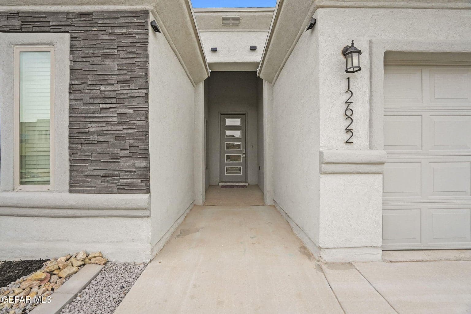 3-web-or-mls-Amesbury edited-30