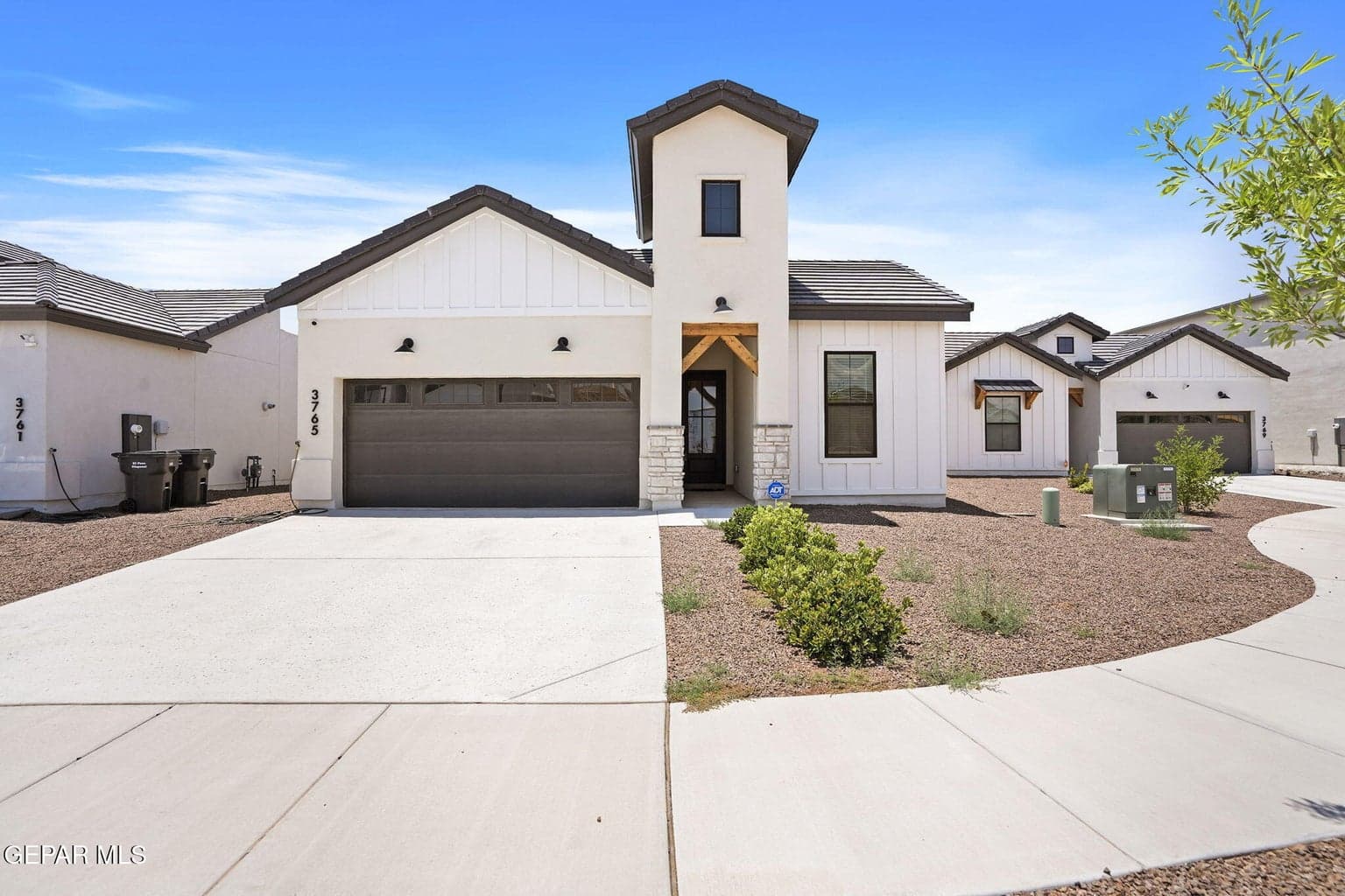 3765 Model Lane