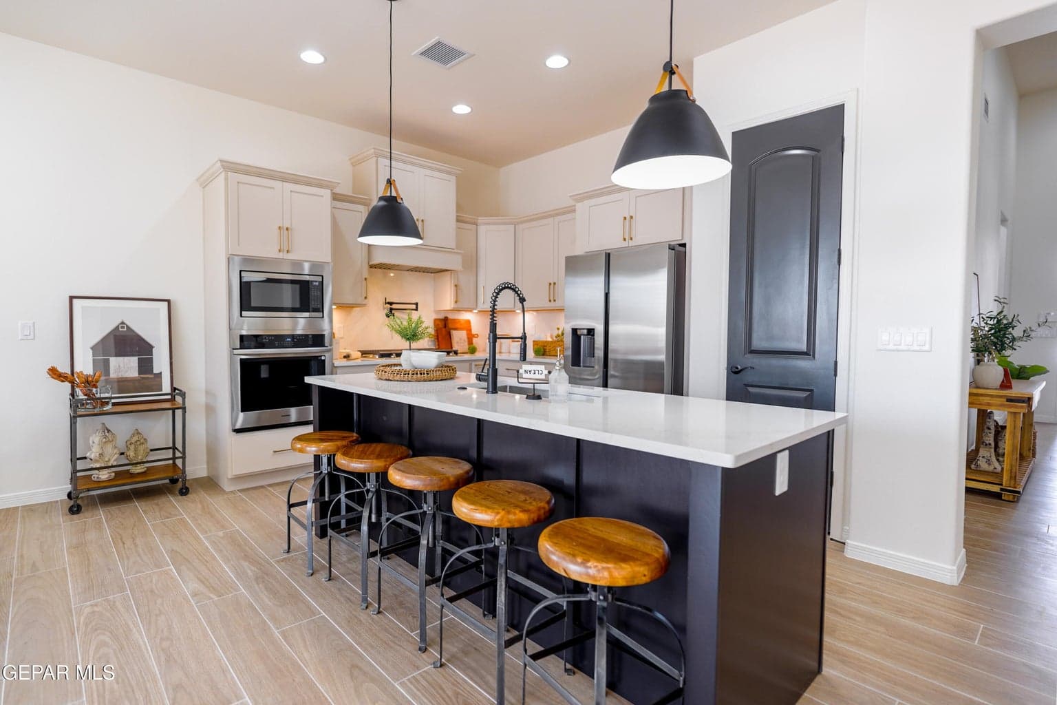 12404 Amesbury Ave-13