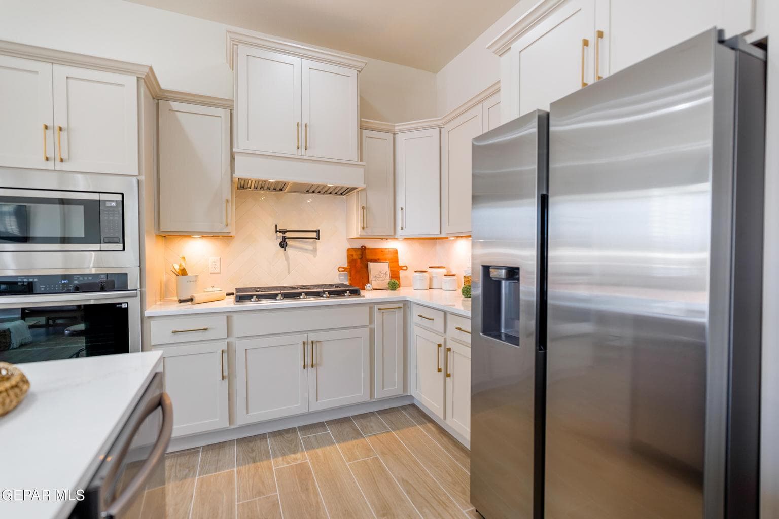 12404 Amesbury Ave-16