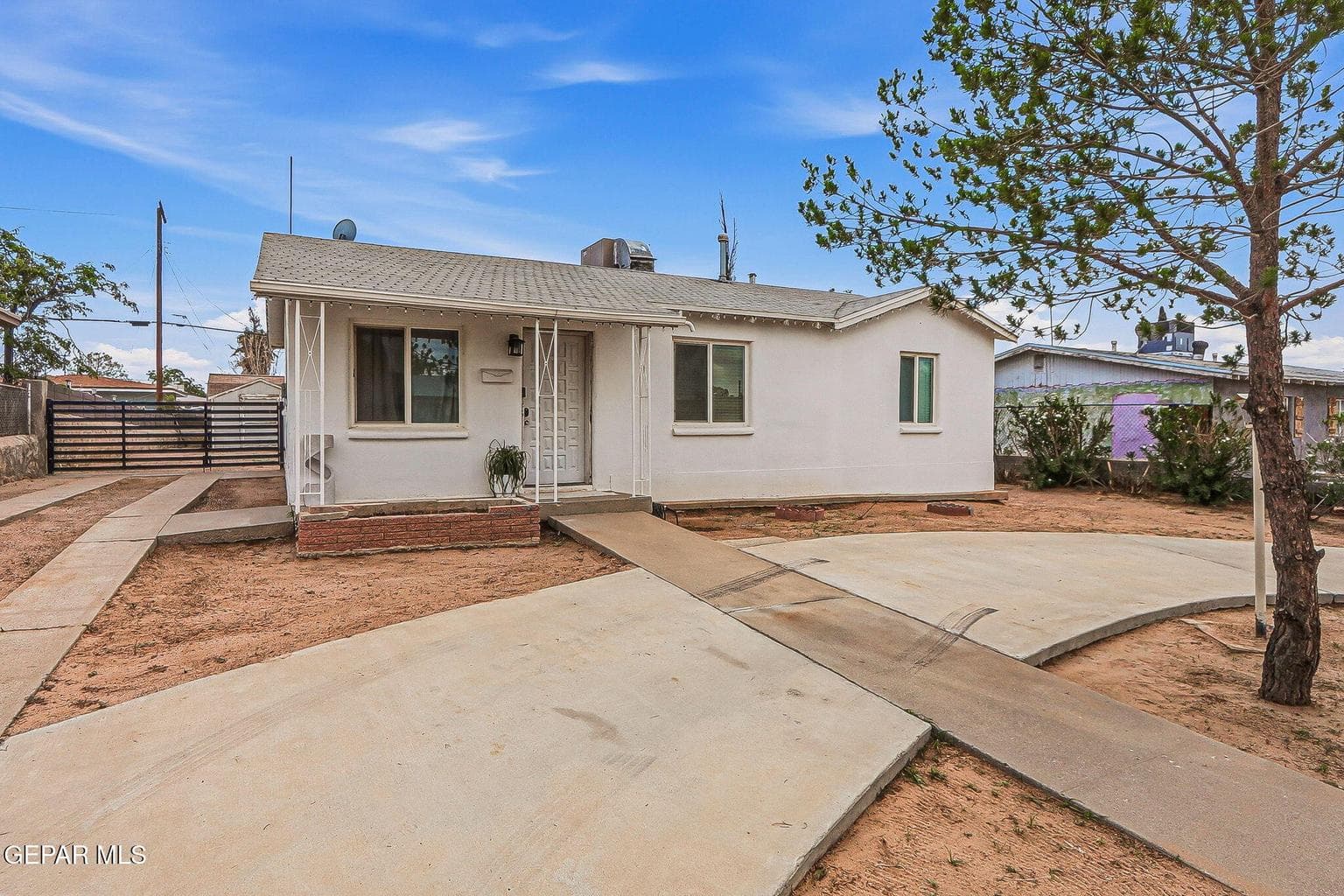 Circular Drive way