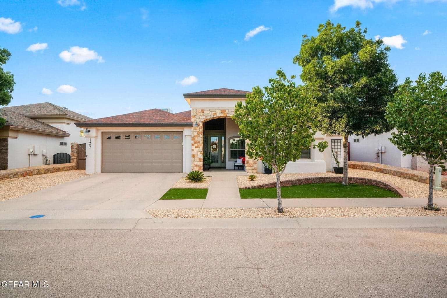 14277 Hunter Creek Drive