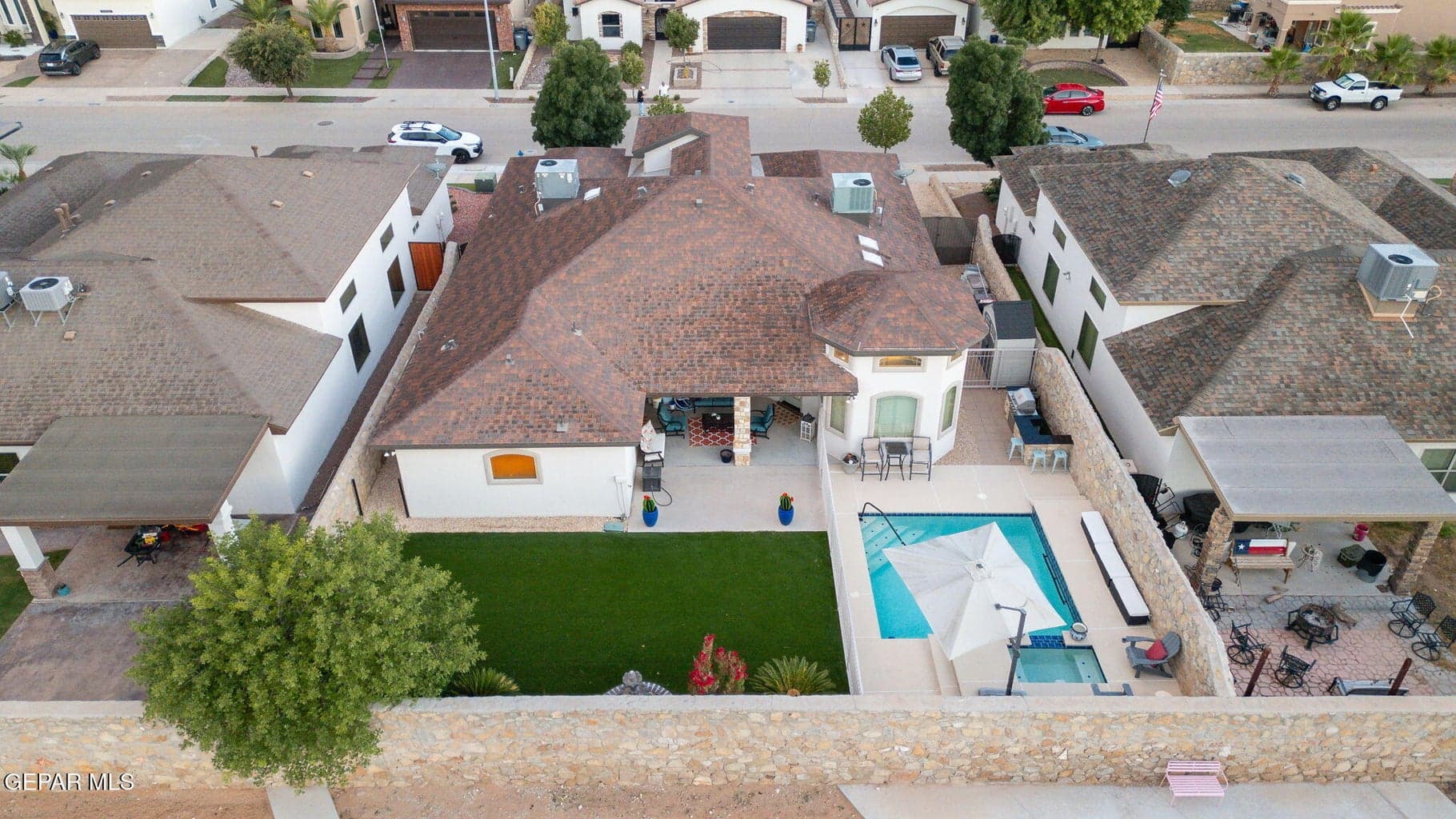 14277 Hunter Creek Dr-68