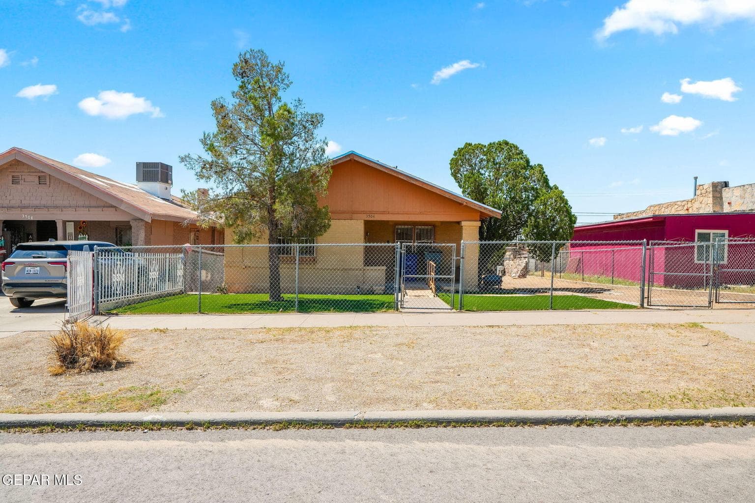 3504 Porter Ave-1