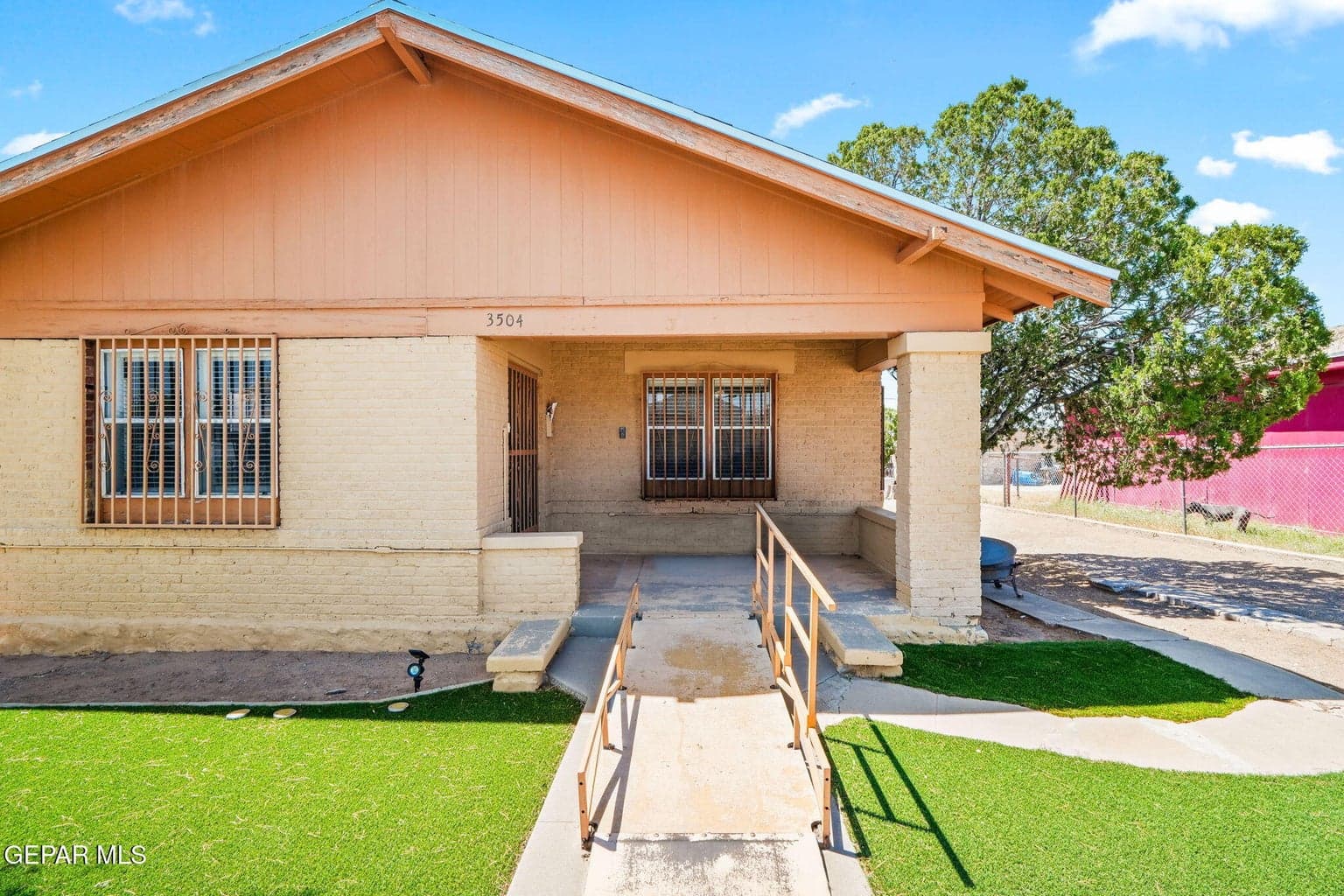 3504 Porter Ave-4