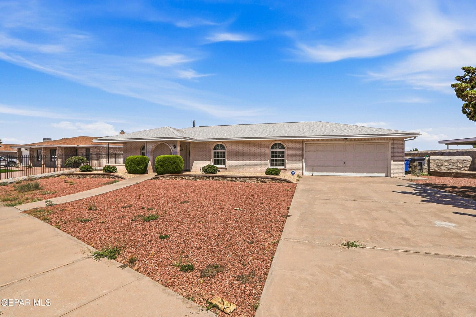 9412 E B TAULBEE Drive