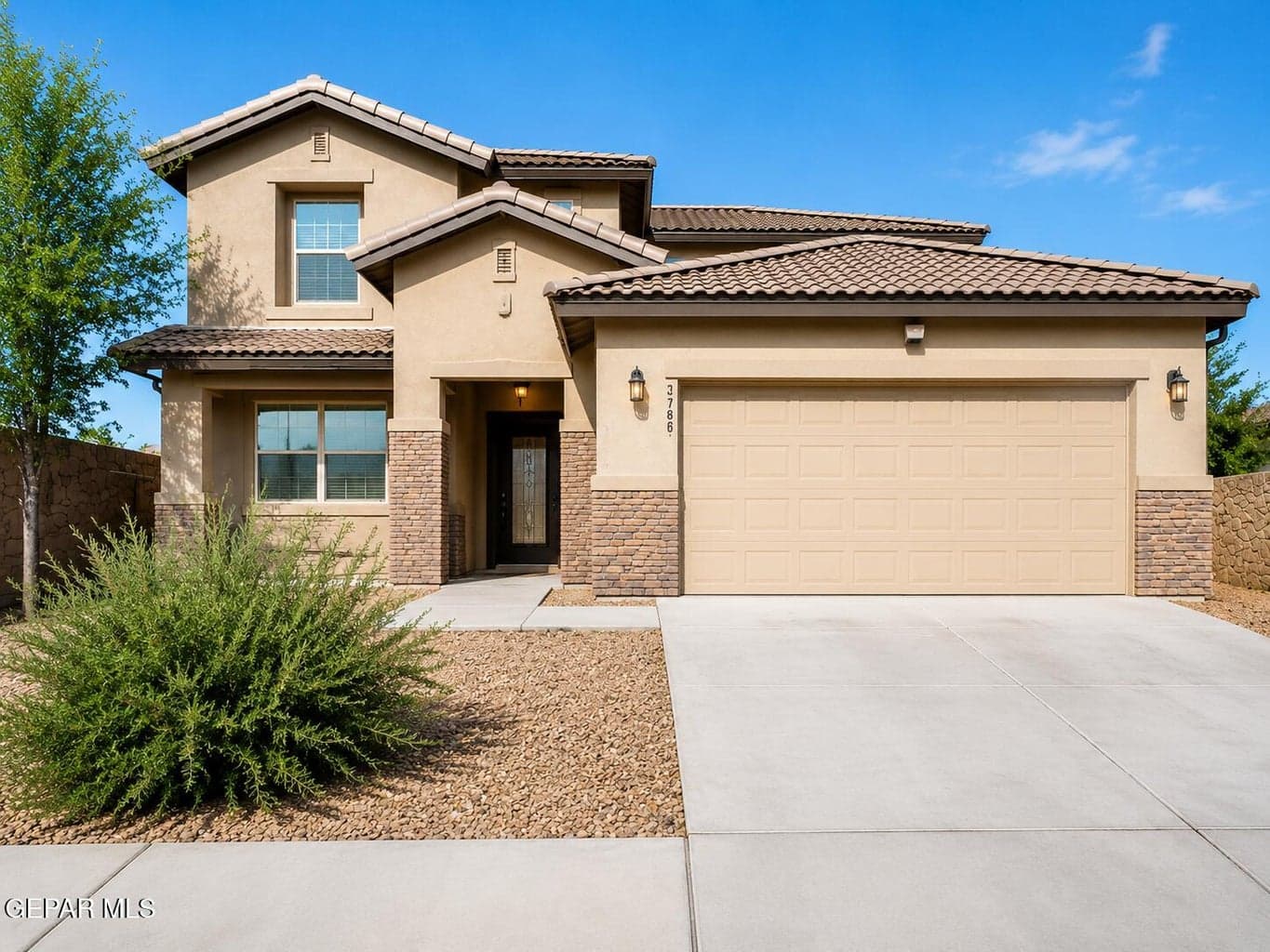 786 WOODMANSTONE Road