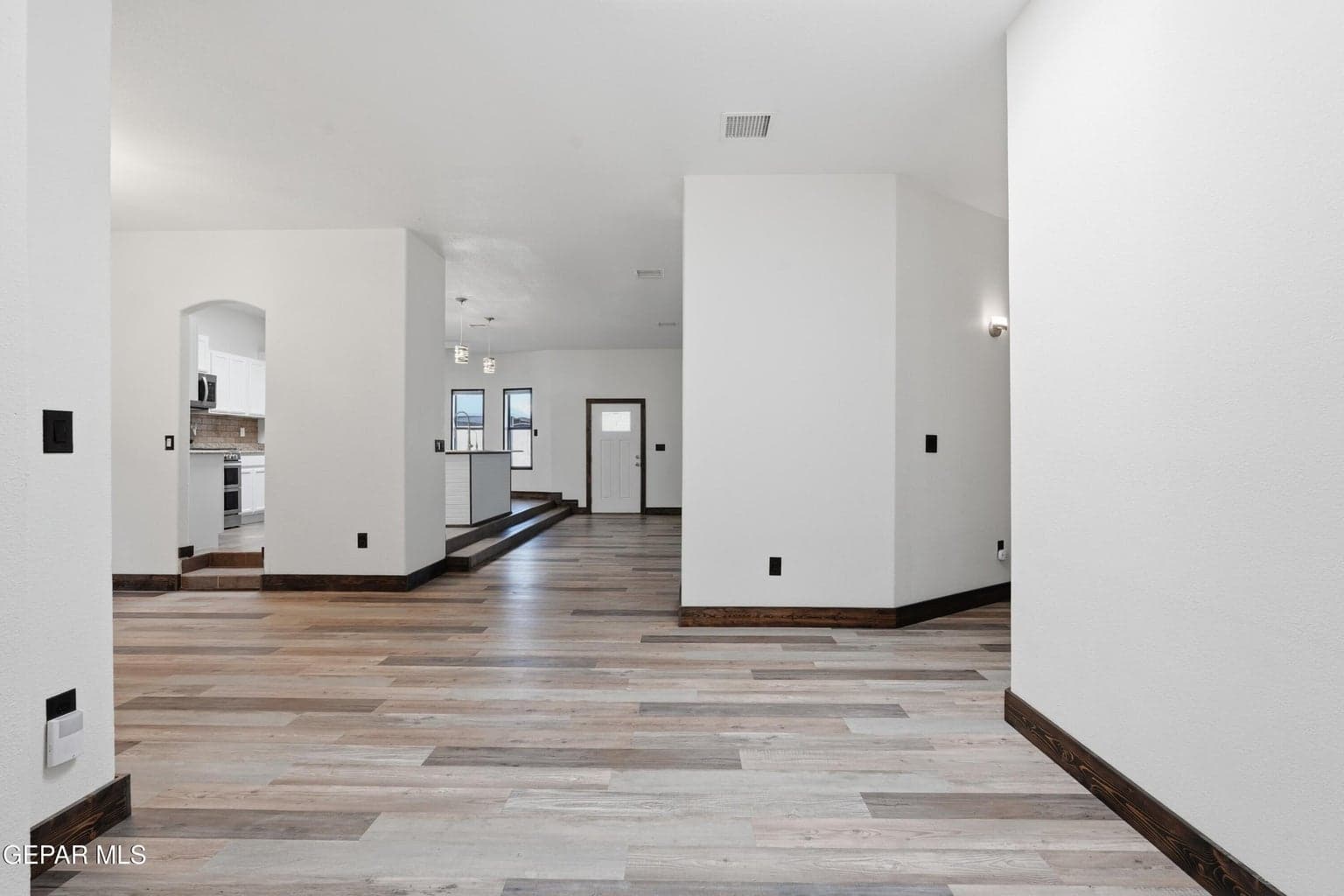 3056 Cascade Point from interior entrywa