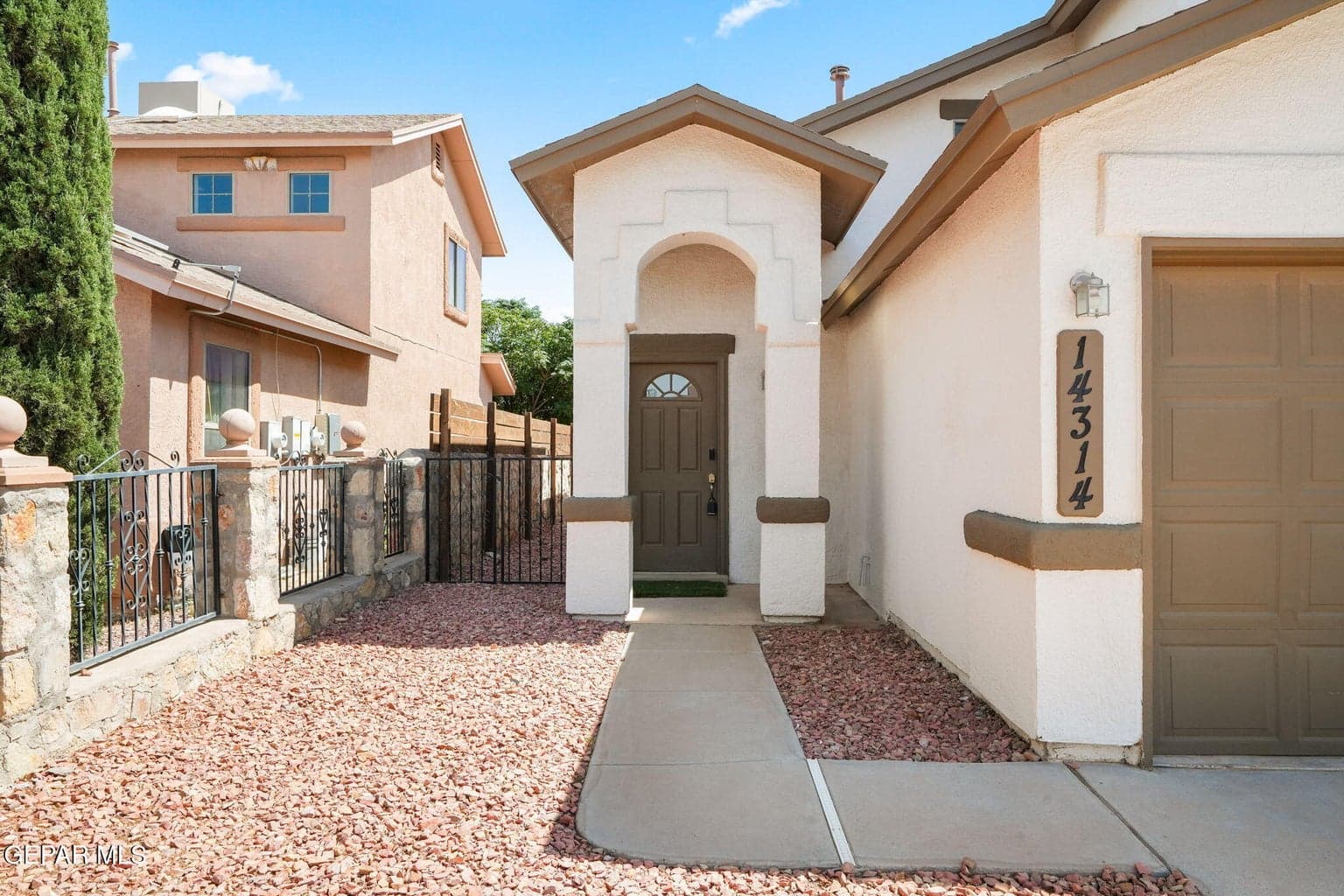 14314 Patriot Point Dr-4