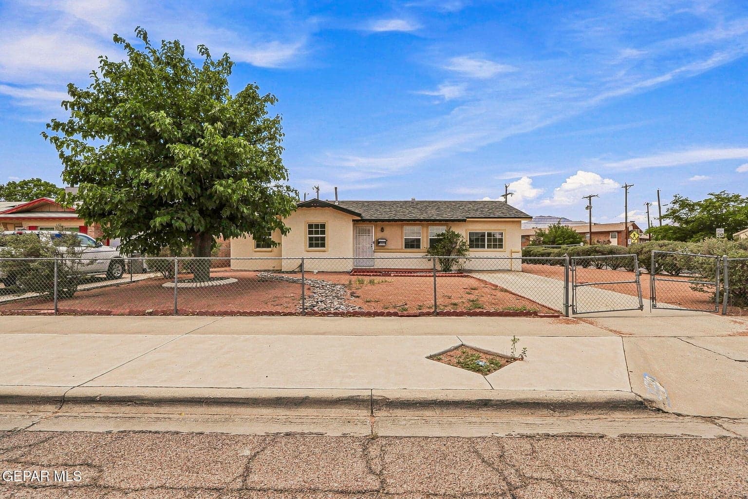 5500 Fairbanks Drive
