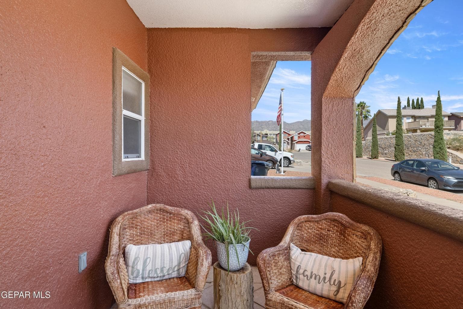4624-Robert-Acosta-MLS-Camera-Guy-3