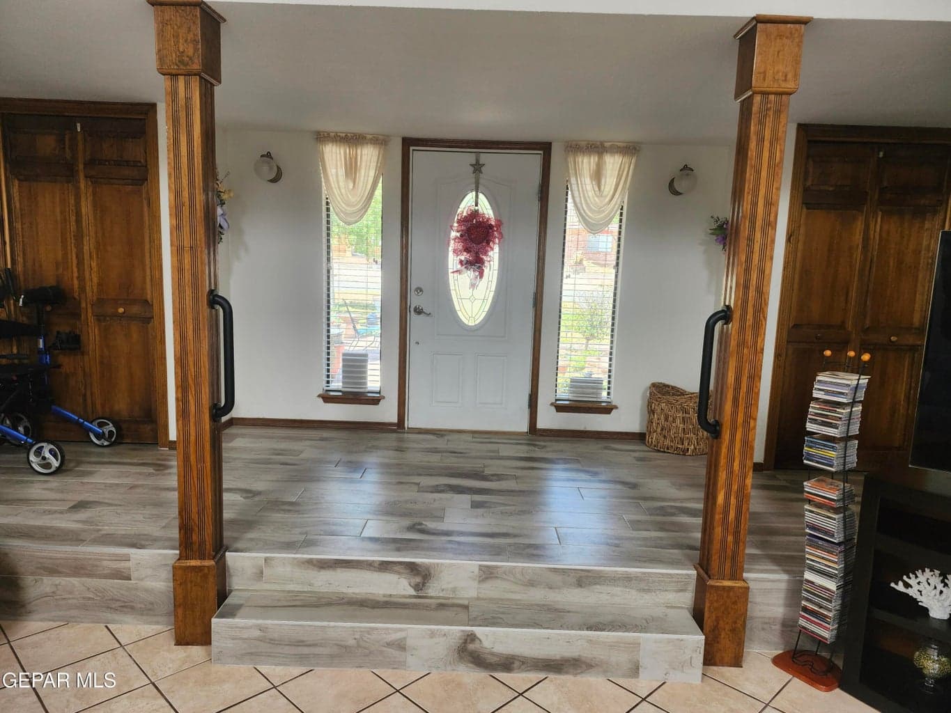 Entry way