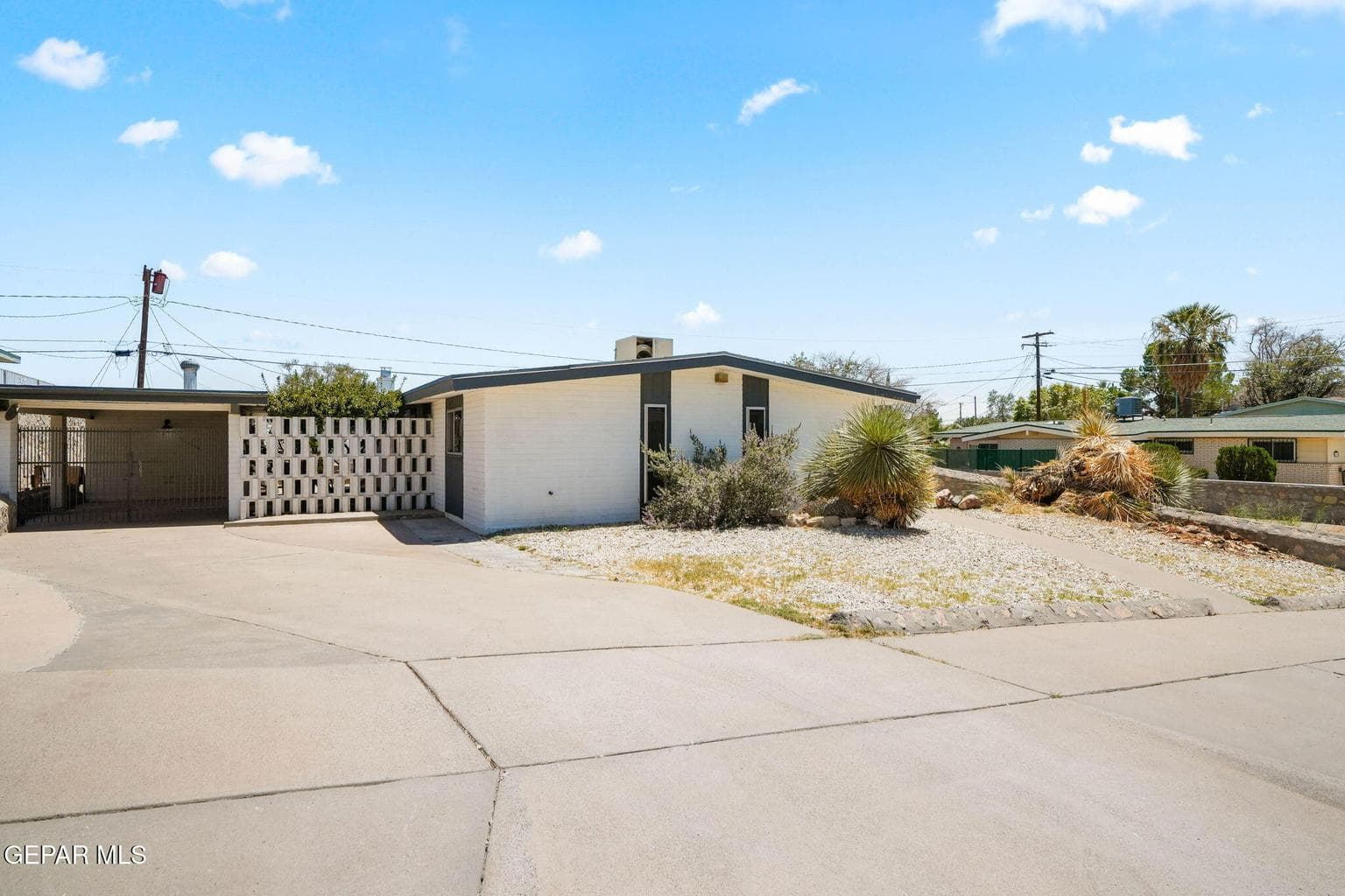 8716 Marble Dr-2