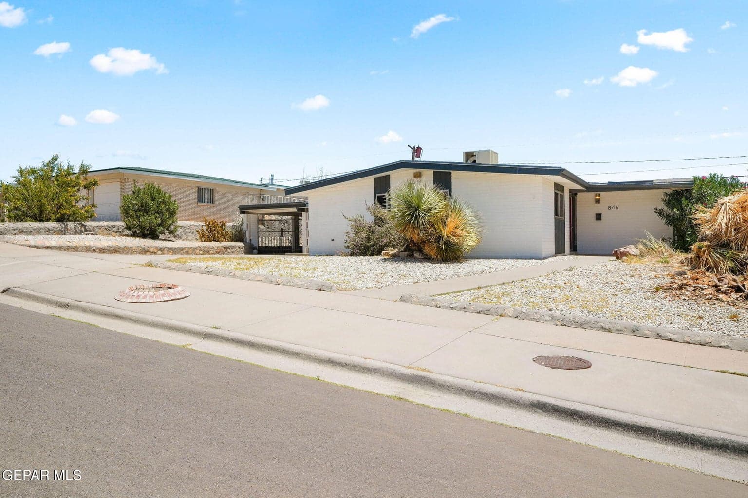 8716 Marble Dr-3