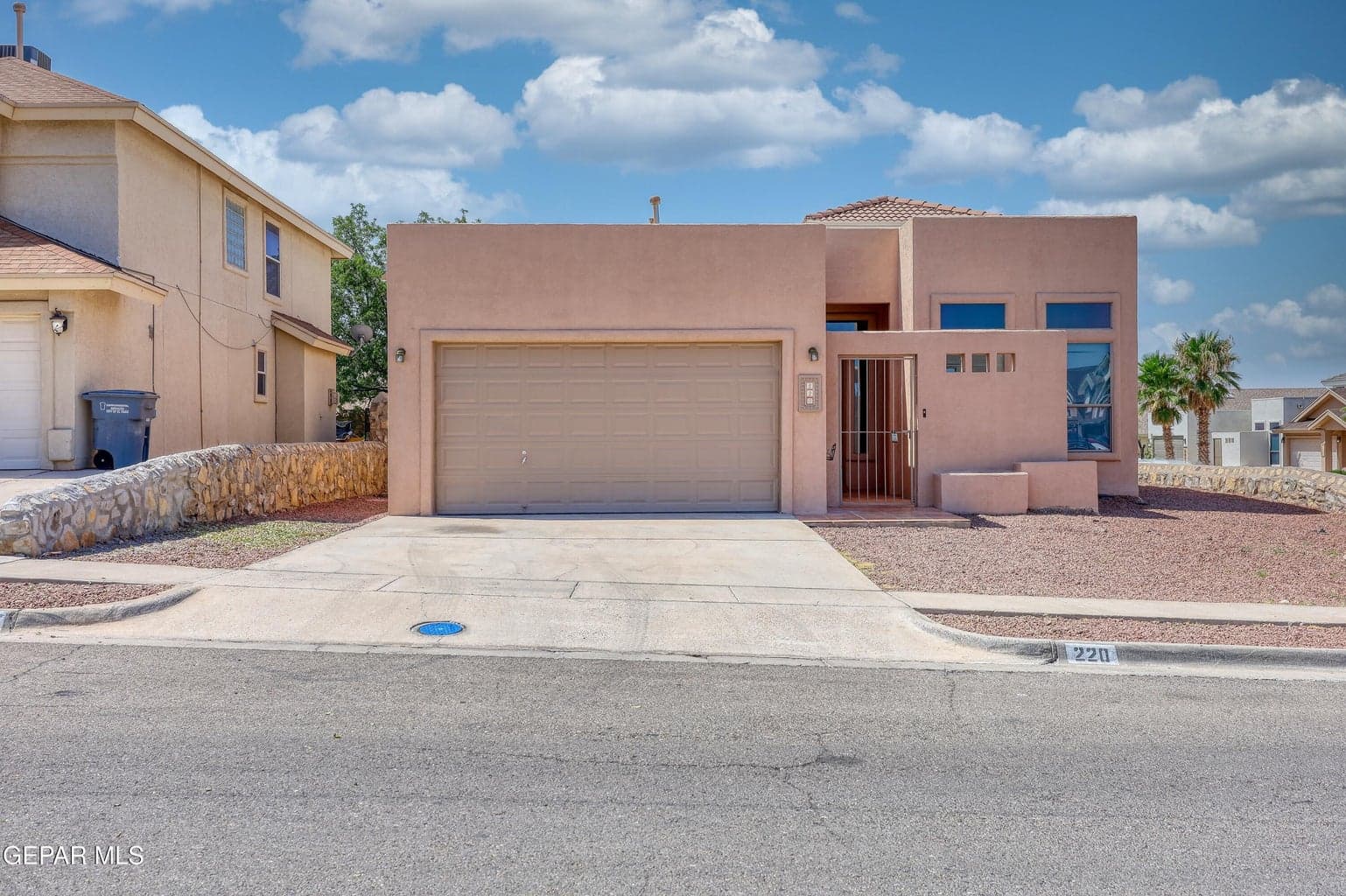 Photo of 220 Morning Dawn Avenue