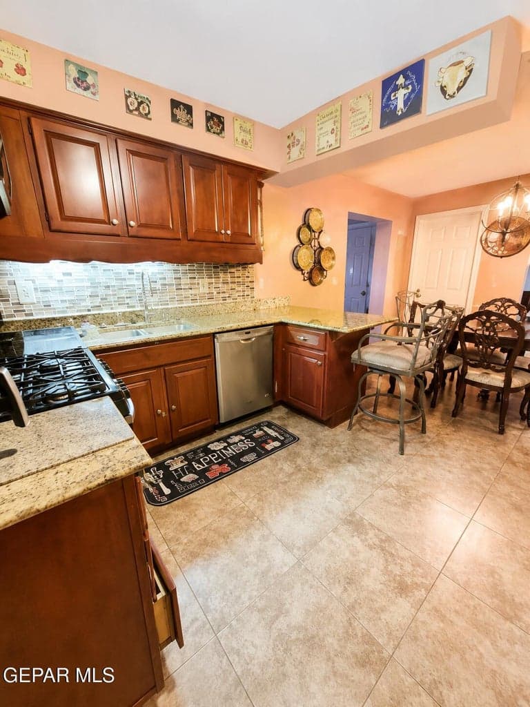5-Kitchen