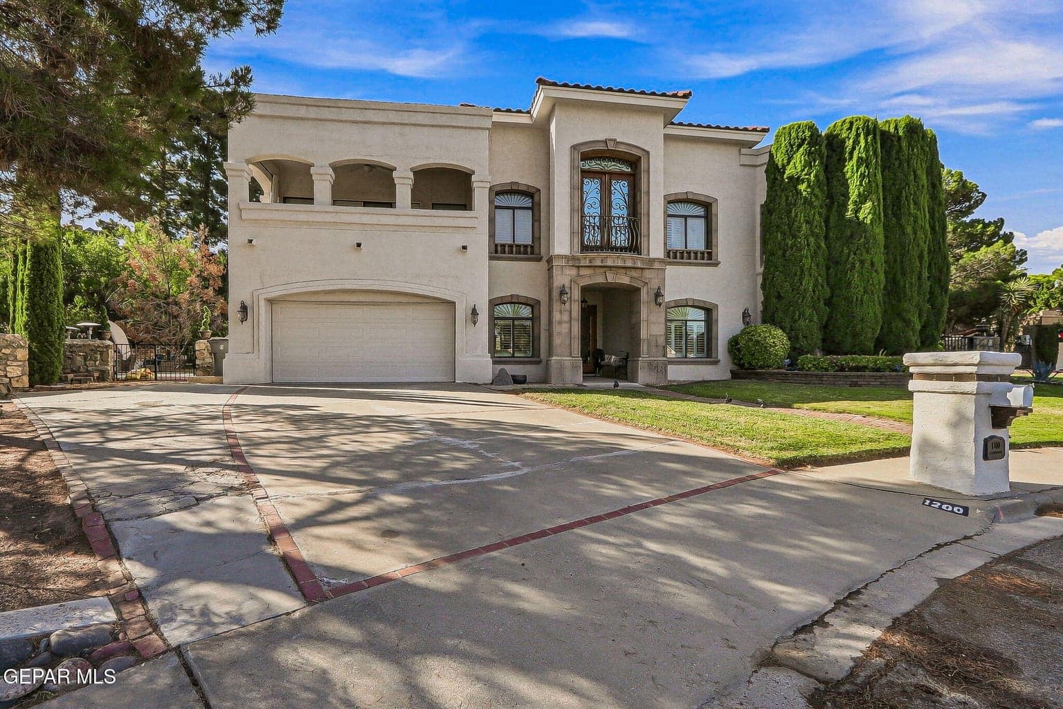 1200 Cerrito Bello Lane