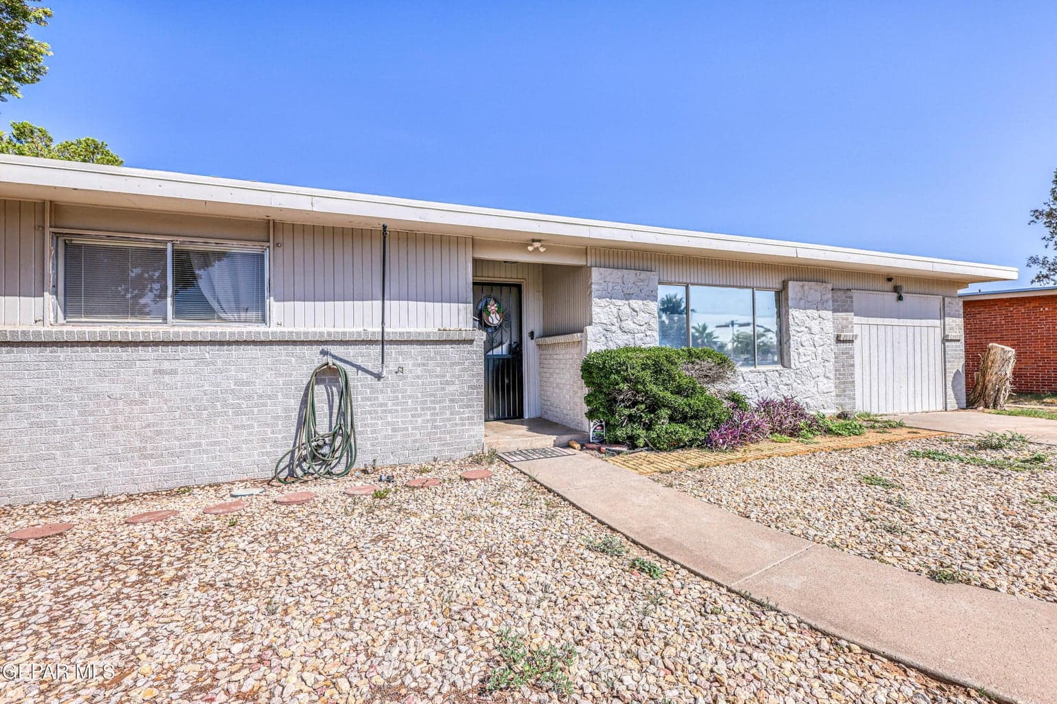 5219 JERRY Drive