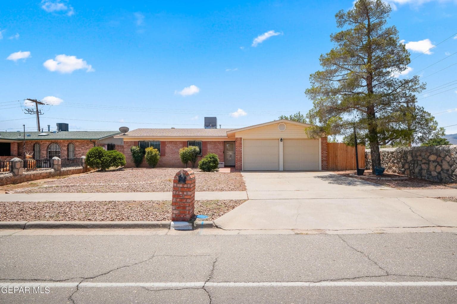 5100 ROUND ROCK Drive