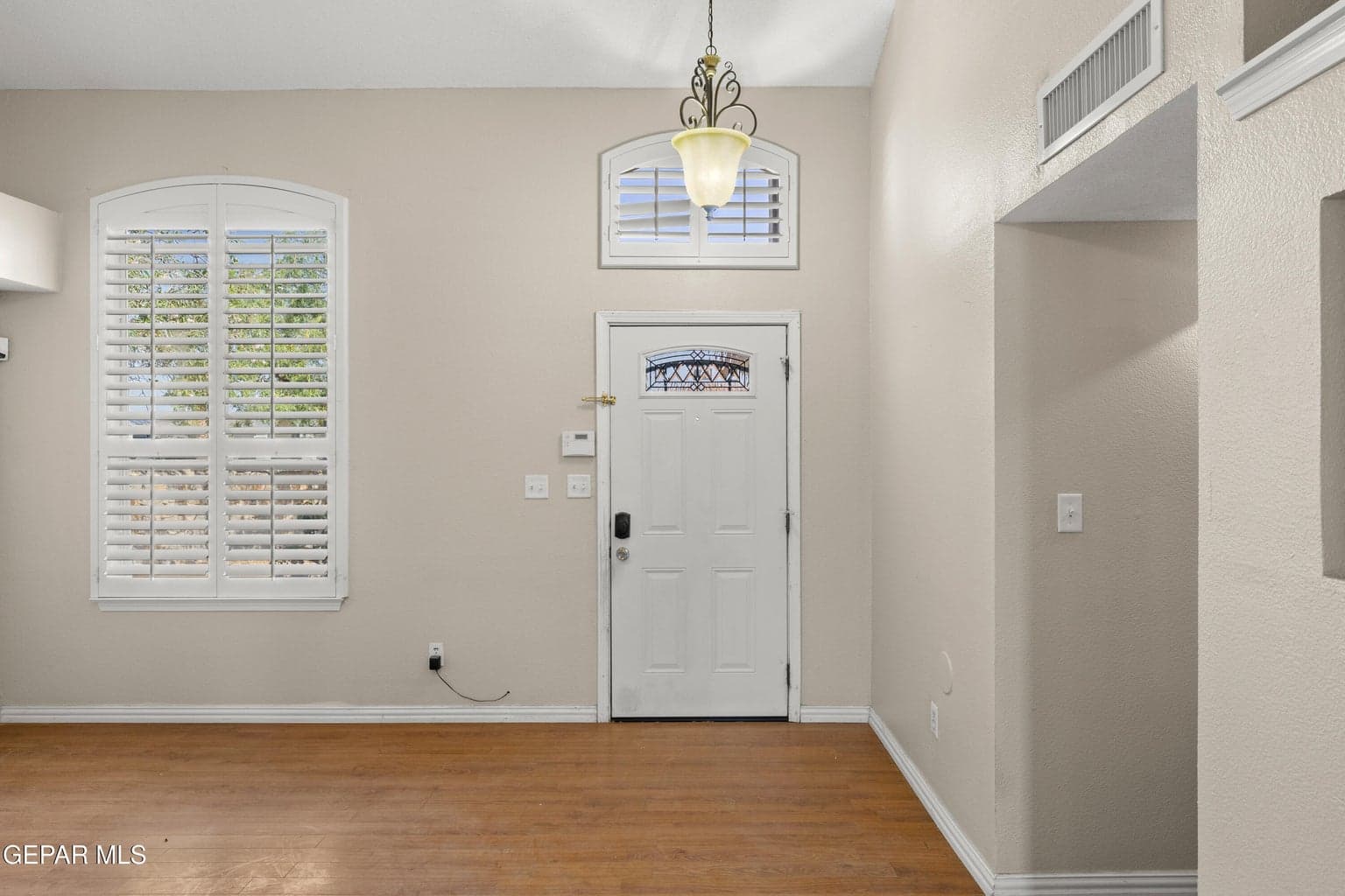 12504-Tierra-Cuervo-MLS-Camera-Guy-5