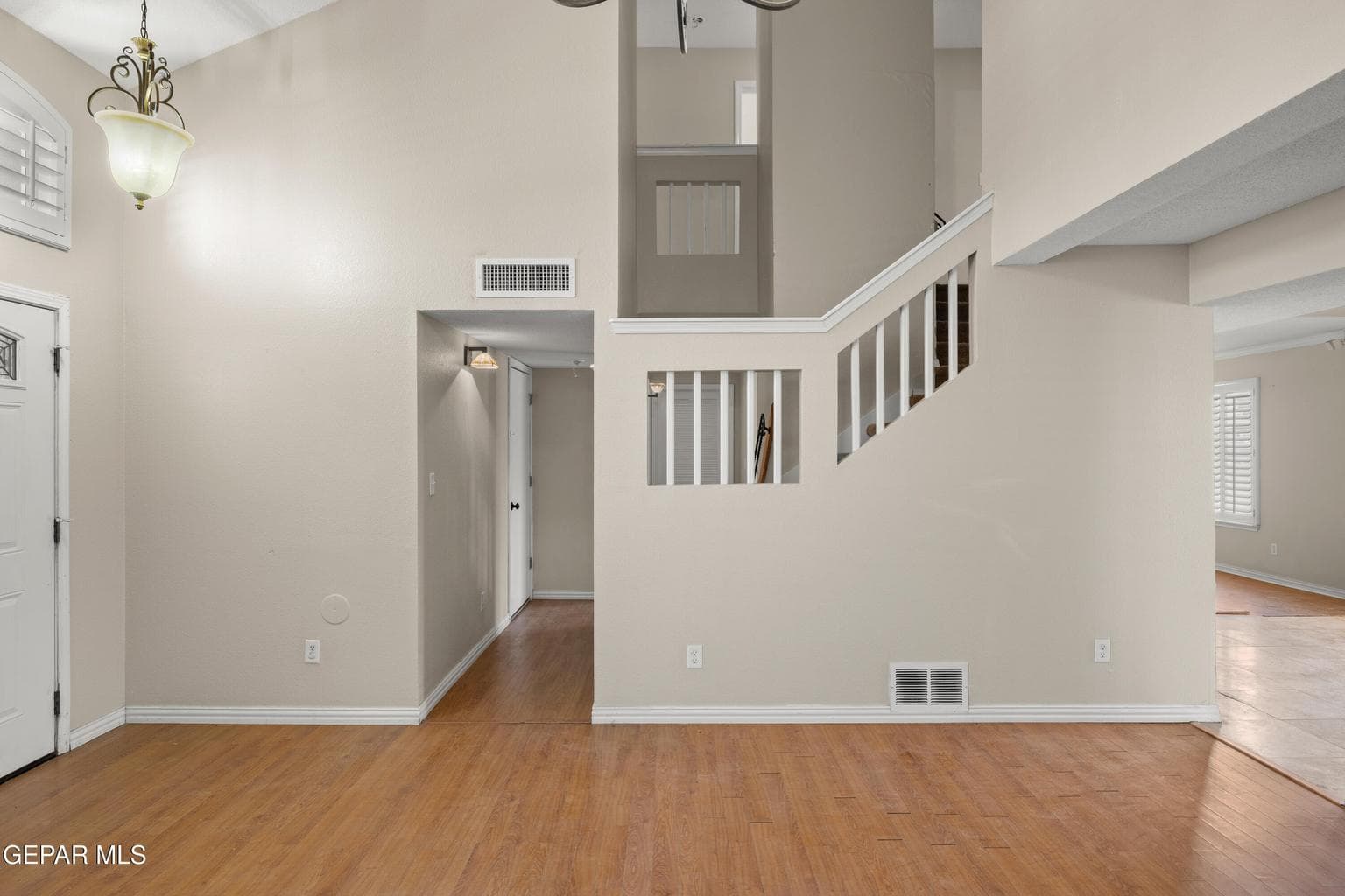 12504-Tierra-Cuervo-MLS-Camera-Guy-6