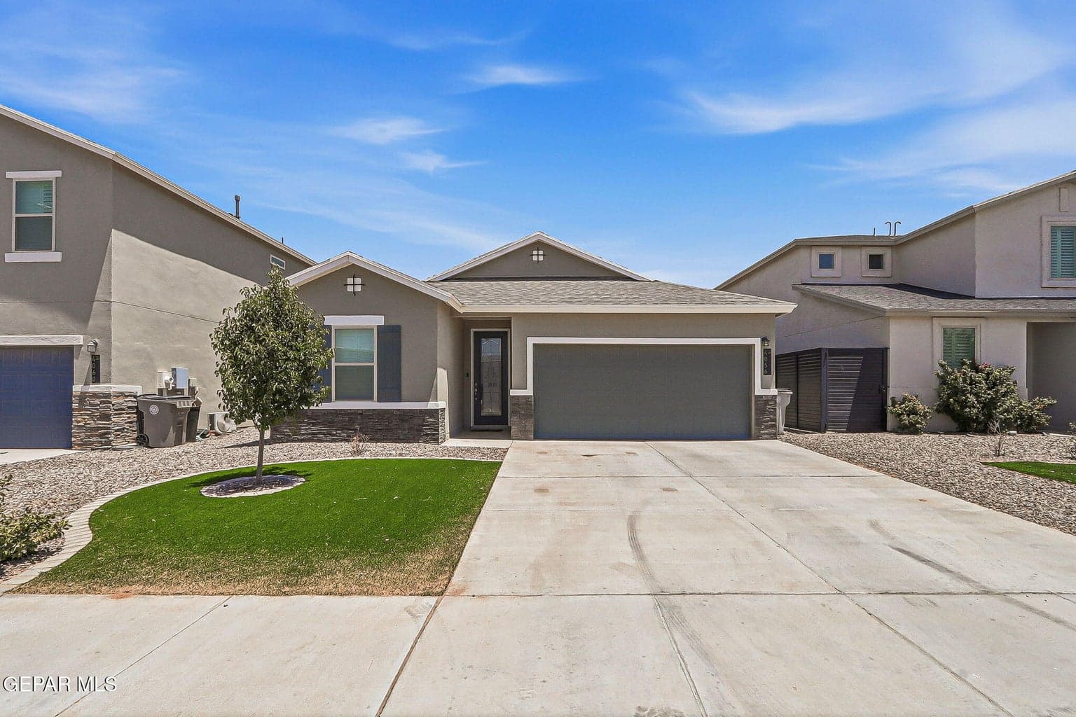 4056 DESERT NOMAD Drive