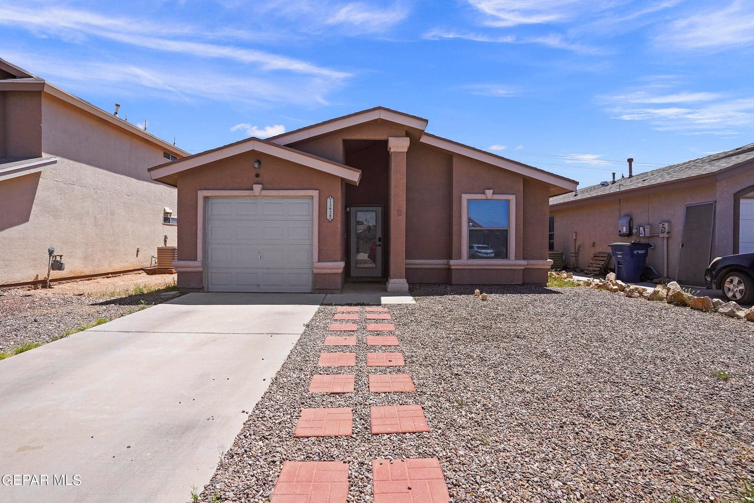 A7300523