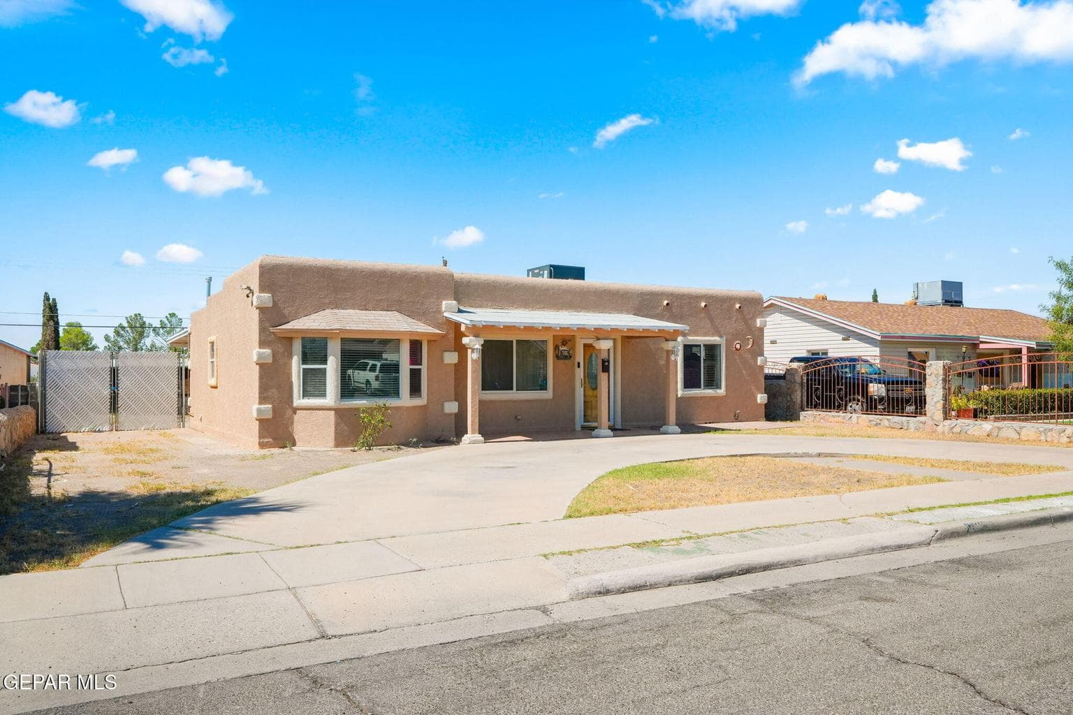 7806 Taxco Dr-3