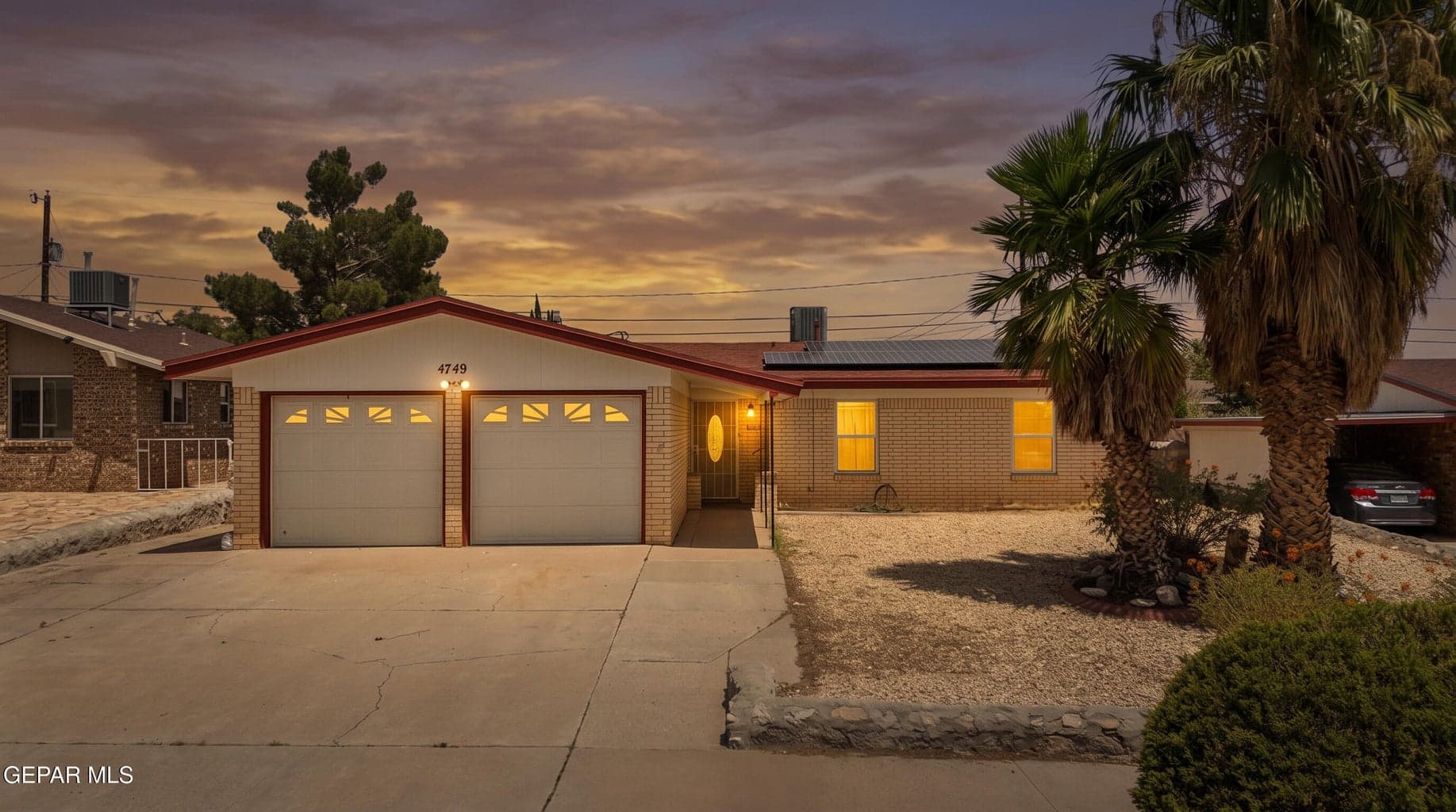 4749 TUMBLEWEED Avenue
