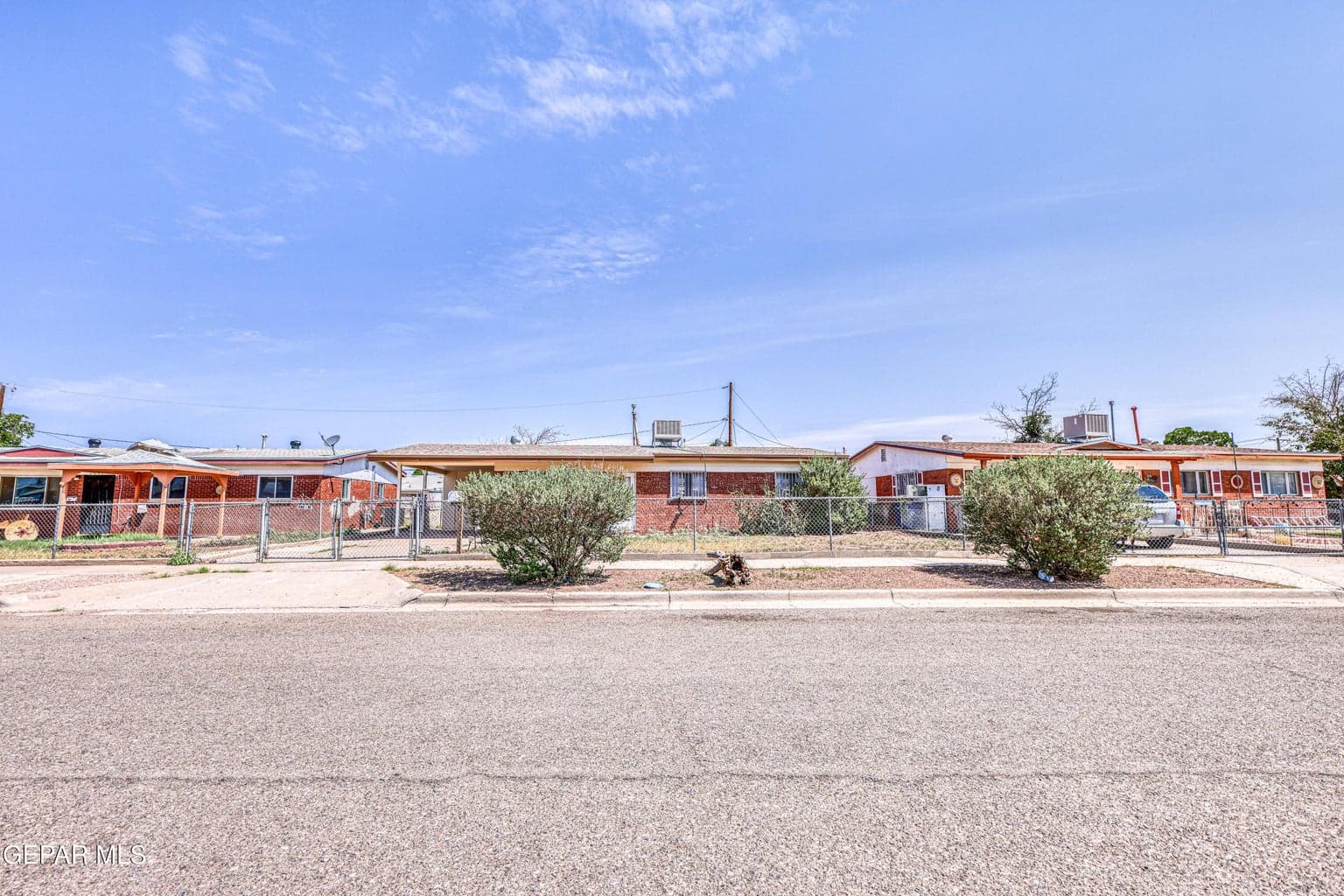 5821 VANGUARD Court