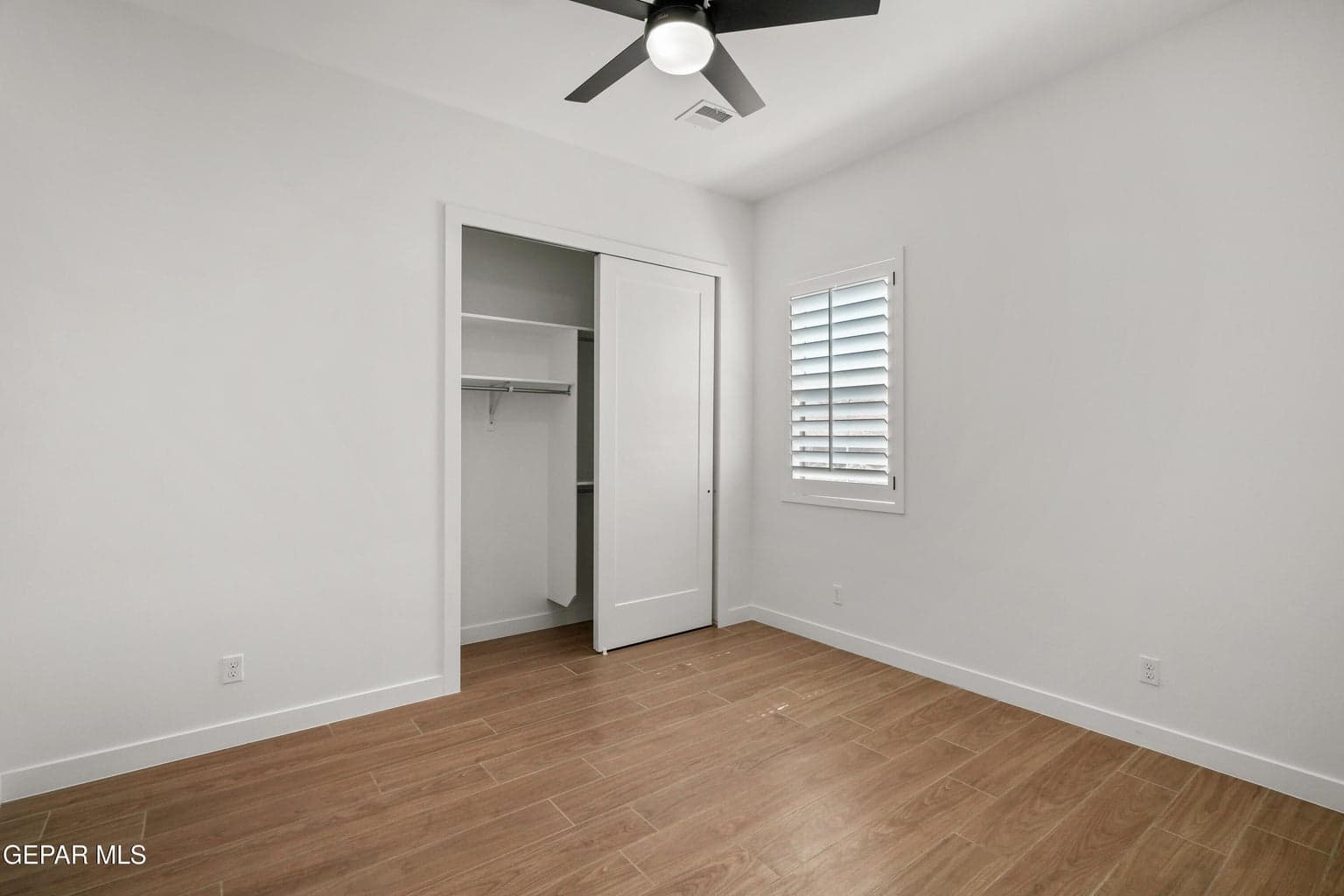 12813 Fredricksburg-5