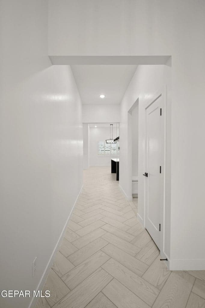 920 larkhall-7